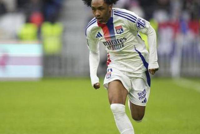 อาร์เซนอลวางแผนเซ็นสัญญากับปีกในเดือนมกราคมด้วยค่าตัว 52 ล้านปอนด์ บาร์เซโลนาได้เจรจากับเขาแล้ว_มาลิก โฟฟานา_มิเกล อาร์เตตา_ลียง