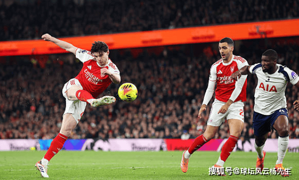 แฮตทริกของอาเซ่ทำให้ลอนดอนเหนือสว่างไสว! อาร์เซนอลถล่มสเปอร์ส 4-1 ขยายสถิติไร้พ่ายเป็น 15 นัดและขึ้นนำตารางพรีเมียร์ลีก_ซาก้า_บัล_วิคาริโอ