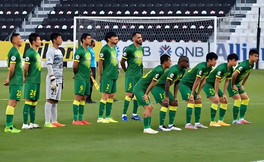 มีผู้จัดการทีมคนใหม่ที่มีน้ำหนักมากปรากฏขึ้นในรายชื่อผู้เข้าชิงตำแหน่งผู้จัดการทีมคนใหม่ของกัวอัน? อย่างไม่ต้องสงสัย เขามีความแข็งแกร่งมากกว่ารามิเรส เนื่องจากเคยเป็นโค้ชให้กับสคิบเบและชมิดท์ของดอร์ทมุนด์มาก่อน