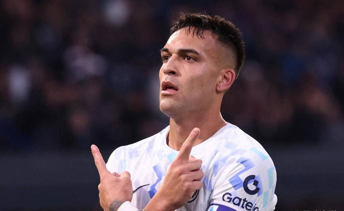 อัปเดตอันดับล่าสุดของเซเรียอา: การแข่งขันชิงแชมป์เข้มข้นขึ้นเมื่อโรม่าเสียตำแหน่งจ่าฝูง สองทีมนำมีคะแนนเท่ากัน นัดของเลาตาโร่กับอตาลันต้า