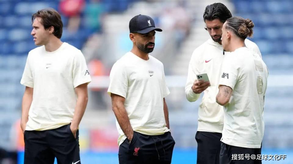 อาชีพของดาวเตะลิเวอร์พูลได้สิ้นสุดลงแล้ว โดยหงส์แดงกำลังพิจารณาการย้ายทีมแบบถาวร – แหล่งข่าวที่เชื่อถือได้_Anfield_Cas_Andy Robertson