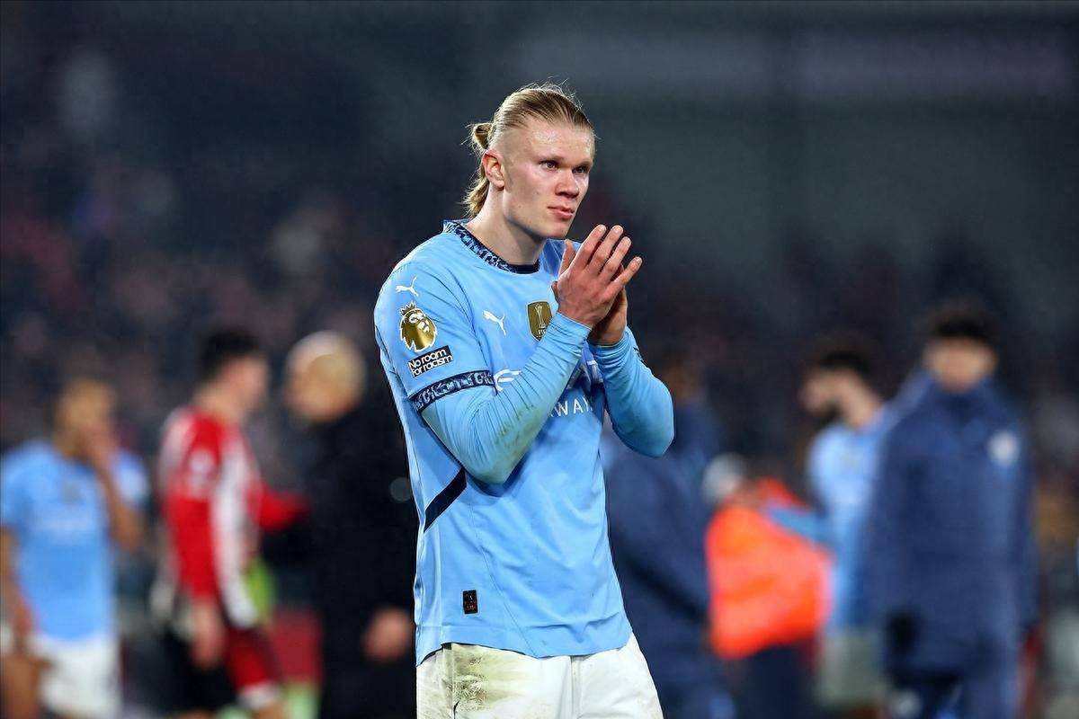 แมนเชสเตอร์ ซิตี้ ต่อสัญญากับฮาแลนด์ถึงปี 2034 หลังจากขายพาลเมอร์และอัลวาเรซ สโมสรยังคงรักษาตัวกองหน้าไว้ได้อีกเก้าปีครึ่ง สัญญาปัจจุบันของกองหน้ารายนี้ยังคงดำเนินไปจนถึงสิ้นสุดฤดูกาล