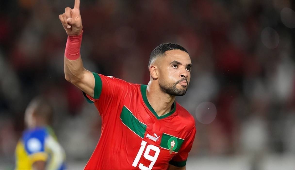 แปดประตูและหนึ่งแอสซิสต์! กองหน้าดาวรุ่งของโมร็อกโกฉายแสงในซูเปอร์ลีกตุรกี ด้วยค่าตัว 24 ล้านยูโรที่ดึงดูดความสนใจอย่างหนักจากสองยักษ์ใหญ่แห่งเซเรีย อา เนสซีร์ ฟาเนร์บาห์เช ฟาเนร์บาห์เช