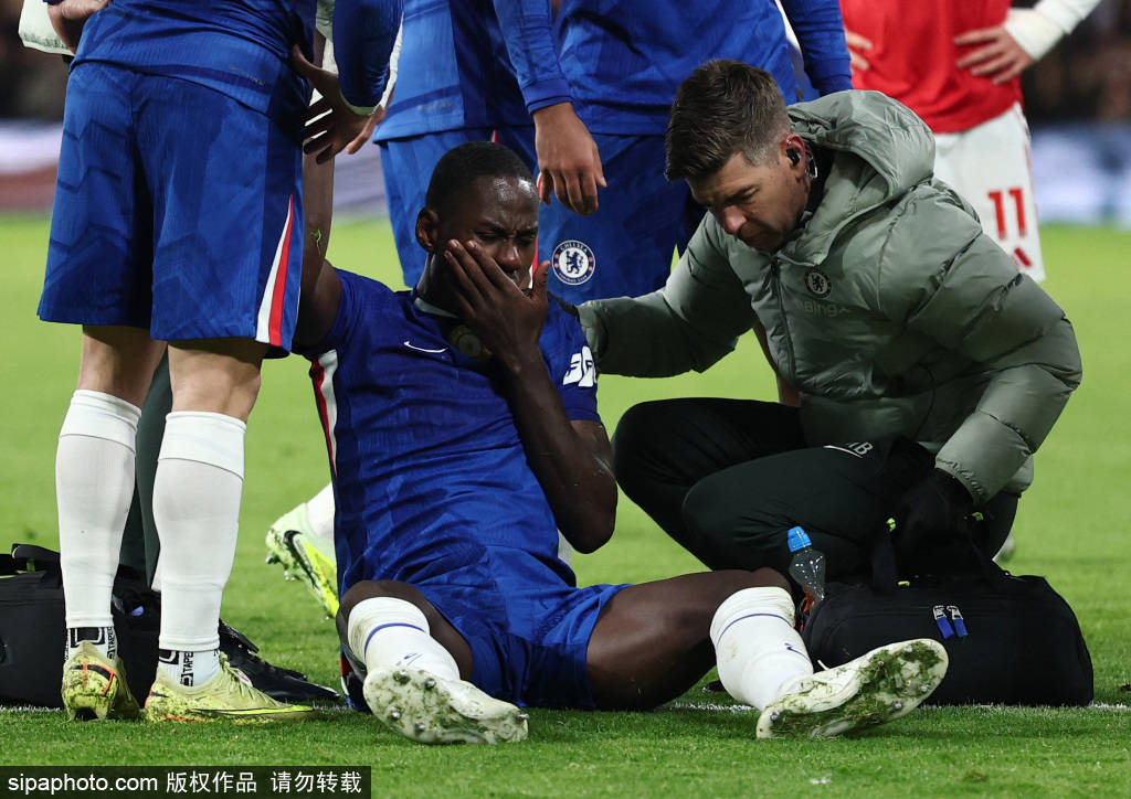 การวิเคราะห์อาการบาดเจ็บของเดลาป: การปรับเปลี่ยนแทคติกของเชลซีและมุมมองในอนาคต แฟนกลางสนามท้าทาย