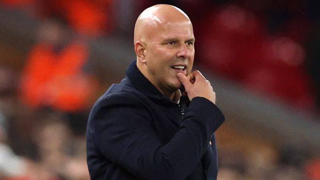 ลิเวอร์พูลระบุตัวผู้เล่นที่จะมาแทนซาลาห์แล้ว! ตั้งเป้าซูเปอร์สตาร์ค่าตัว 170,000 ปอนด์ต่อสัปดาห์_Kola_Arsenal_Lyon