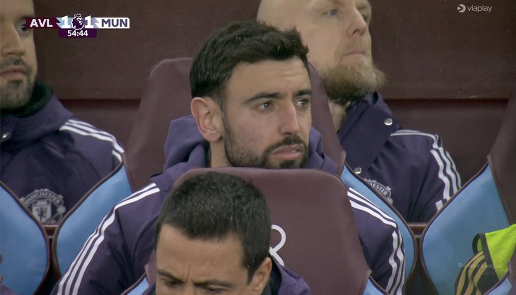 รายงาน: บ. เฟอร์นันเดส จะพลาดลงสนามอย่างน้อยหนึ่งเดือน การเซ็นสัญญามิดฟิลด์ของแมนเชสเตอร์ ยูไนเต็ดในช่วงตลาดซื้อขายเดือนมกราคมกลายเป็นเรื่องเร่งด่วน! สองผู้เล่นกลายเป็นตัวเลือกอันดับต้น_รูเบน อโมริม_บาดเจ็บ_แอสตัน วิลล่า