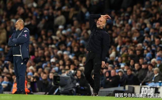 แมนเชสเตอร์ ซิตี้ สนุกสนานกับการเลี้ยงฉลองเทศกาล! เป๊ปเองก็เพิ่มน้ำหนักไปหลายกิโล! เจ้าหน้าที่ทำเป็นไม่เห็นในขณะที่ชาวบ้านจุดตะเกียง!_ลดน้ำหนัก_เหลาจี_อาหารเลิศรส