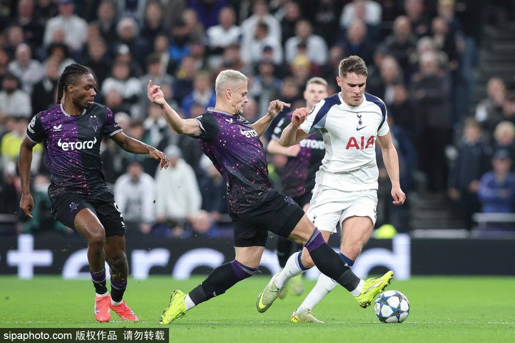 แฟรงค์กลับมาสู่สนามชุมชน: การวิเคราะห์การแข่งขันและทำนายผลคะแนนระหว่าง เบรนท์ฟอร์ด พบ ท็อตแนม ฮ็อตสเปอร์ | สนามเหย้า | ความรู้สึก