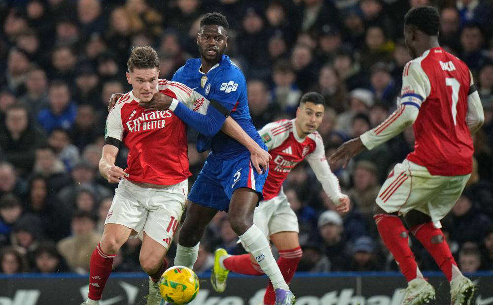 ความท้าทายสี่ด้าน: ชัยชนะเหนือเชลซีที่สนามเยือนปกปิดปัญหาที่ซ่อนอยู่, อาร์เตต้าต้องการตัดสินใจอย่างเด็ดขาดอย่างเร่งด่วน _อาร์เซนอล_ _แชมเปียนส์ลีก_ _อาร์เซนอล_