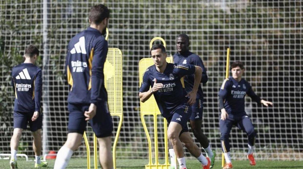 เรอัล มาดริด พ่ายแพ้อย่างน่าตกใจ ขณะที่แฟนบอลทั่วอินเทอร์เน็ตเรียกร้องให้มูรินโญ่กลับมา – ผู้จัดการทีมที่มีมือเหล็กซึ่งได้รับความเคารพและความกลัวจากซูเปอร์สตาร์ หวังที่จะฟื้นฟูวินัยและชัยชนะ อัลบาเซเต้ เจฟต์ แชมเปี้ยนส์ลีก