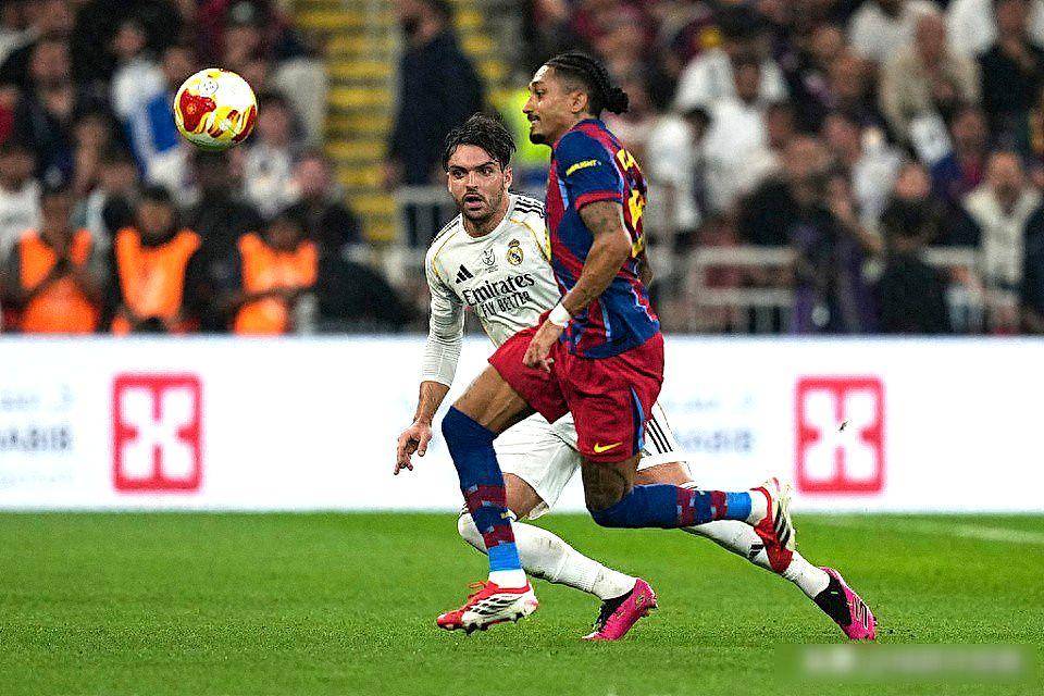 หากไม่มีเขา บาร์ซ่าก็หมดทางสู้! พลาดสี่ในห้าเกมพ่ายแพ้ - คนนี้คือใครกันแน่? _ราฟินญ่า_ _เดอรี_ _ยามาล_