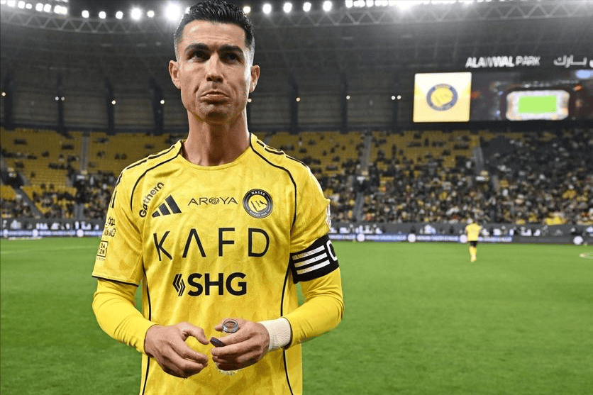 คริสเตียโน่ โรนัลโด้ วัย 40 ปี ได้รับคะแนน 7.3 ซึ่งเป็นคะแนนสูงสุดอันดับสามในเกม: การวางตำแหน่งที่เฉียบคมและการจบสกอร์อย่างเฉียบขาดจากมุมแคบนั้นไร้ที่ติอย่างแท้จริง