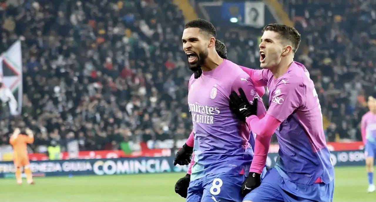 สื่ออิตาลีรายงาน: สโมสรแอสตัน วิลล่า แห่งพรีเมียร์ลีกได้แสดงความสนใจในตัวชิค โดยเอซี มิลานมีท่าทีเปิดกว้าง – นักเตะอาจย้ายทีมหากได้รับข้อเสนอที่เหมาะสม