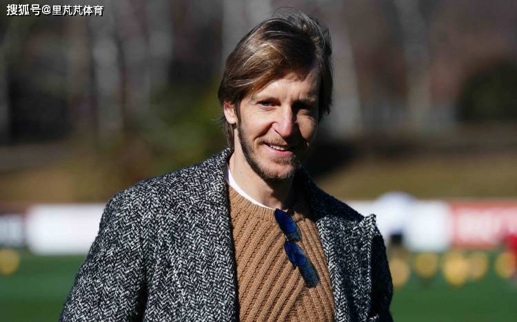 สรุปผลเซเรียอาประจำวัน: มิลานเป็นอุปสรรคต่อความทะเยอทะยานในการคว้าถ้วยรางวัลของซิวโควิช, อินเตอร์เผชิญแรงกดดันในการเจอกับดอร์ทมุนด์ในแชมเปียนส์ลีก: นาโปลี, โรม่า