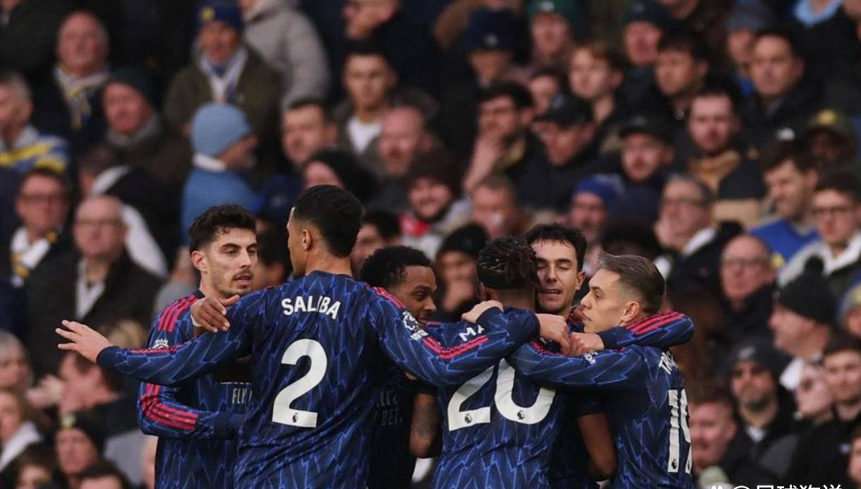 อาร์เซนอลจ่าฝูงพรีเมียร์ลีกถล่มลีดส์ยูไนเต็ดเพื่อรักษาตำแหน่งจ่าฝูง ทิ้งแมนเชสเตอร์ซิตี้ไว้เจ็ดคะแนน มาร์ตินเนลลี, โซบี, แมตช์