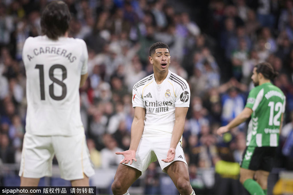 เรอัล มาดริด ต้อนรับเสียงโห่ที่บ้าน ความจริงเบื้องหลังอารมณ์ที่พลุ่งพล่านของแฟนบอล การแข่งขัน อลอนโซ่ ผู้เล่น