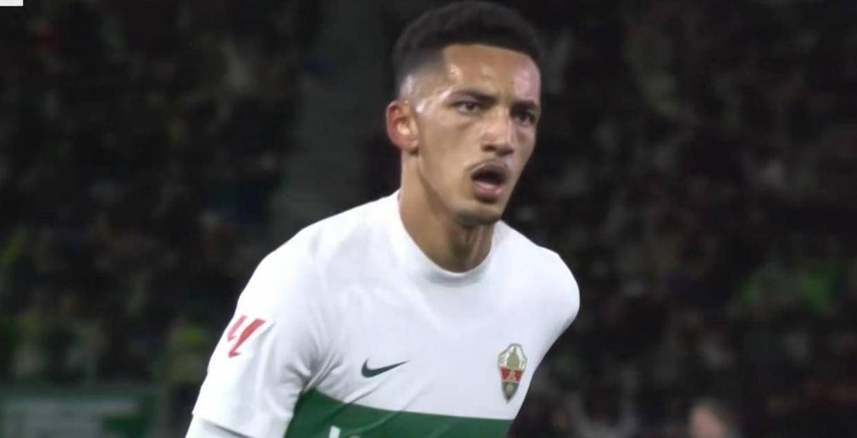 บาร์เซโลนาคว้าตำแหน่งจ่าฝูงด้วยชัยชนะ 3-1 รักษาช่องว่างสี่แต้ม! อัปเดตตารางลีก: แอตเลติโก มาดริดพลาดท่าเสมอ 0-0 _ยามาล_ _ฤดูกาล_ _เลบันเต้_