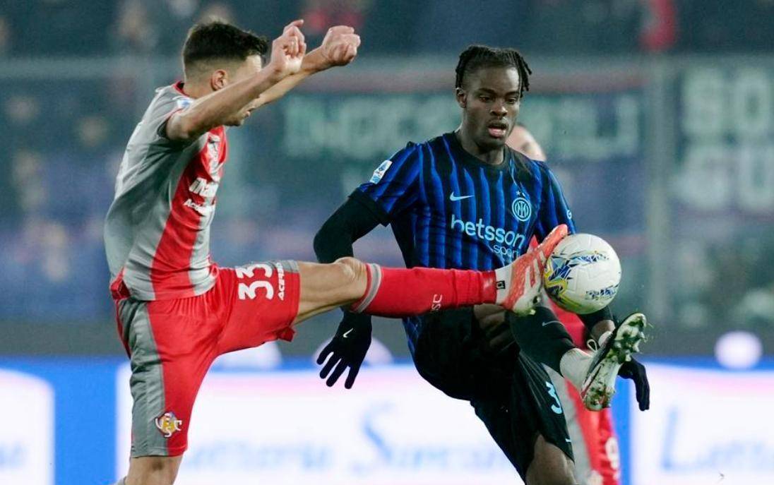 ทีมเต็งแชมป์เซเรียอาปรากฏตัว: เก็บ 55 คะแนน นำหน้าเอซี มิลาน ความหวังของนาโปลีแทบหมดสิ้น การแข่งขัน | ความได้เปรียบ | แชมเปียนส์ลีก