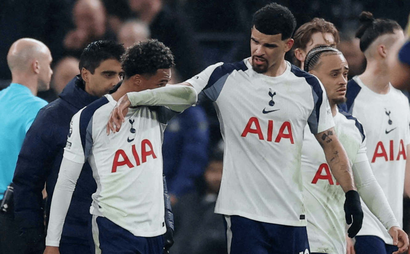 1-2! ทีมยักษ์ใหญ่พรีเมียร์ลีกพ่ายแพ้ในบ้าน การไร้ชัยชนะ 8 นัดติดต่อกันเป็นเรื่องน่าอับอาย – ทีมมูลค่า 870 ล้านยูโรไร้ประโยชน์ ท็อตแน่ม ฮ็อตสเปอร์ นิวคาสเซิล ยูไนเต็ด วิลล็อค