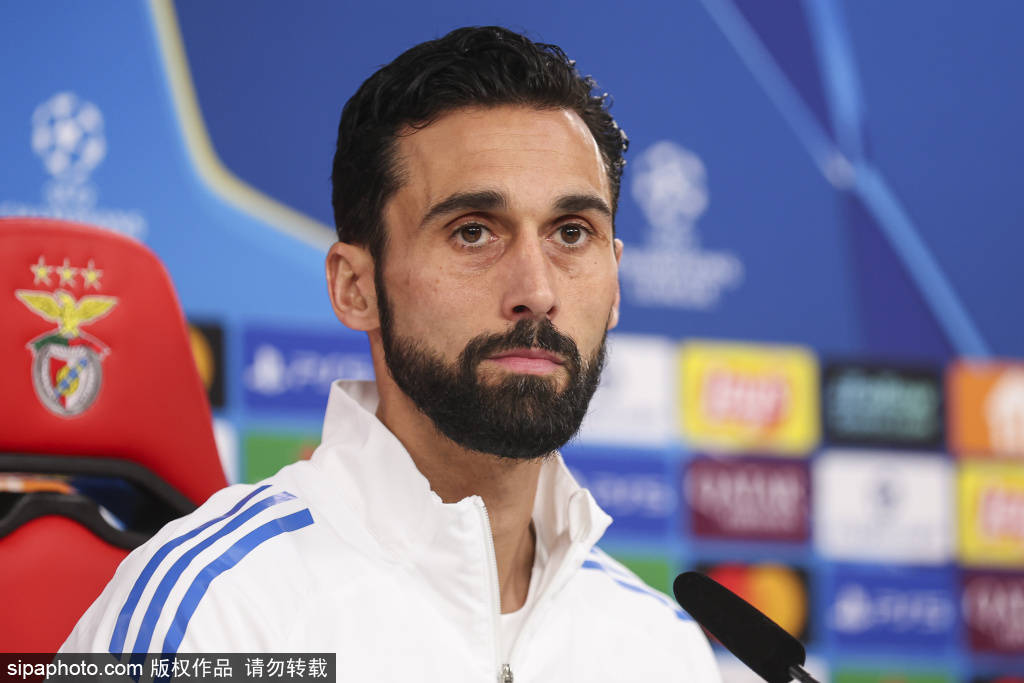 เกตาเฟ่ได้เห็นช่วงเวลา 'ศูนย์กิโลเมตร' ที่สวมหน้ากากของอัลบาโร่ อาร์เบลัว: การย้อนมองและมุมมองจากโค้ชเยาวชนสู่ผู้เล่นและโค้ชของเบอร์นาเบว