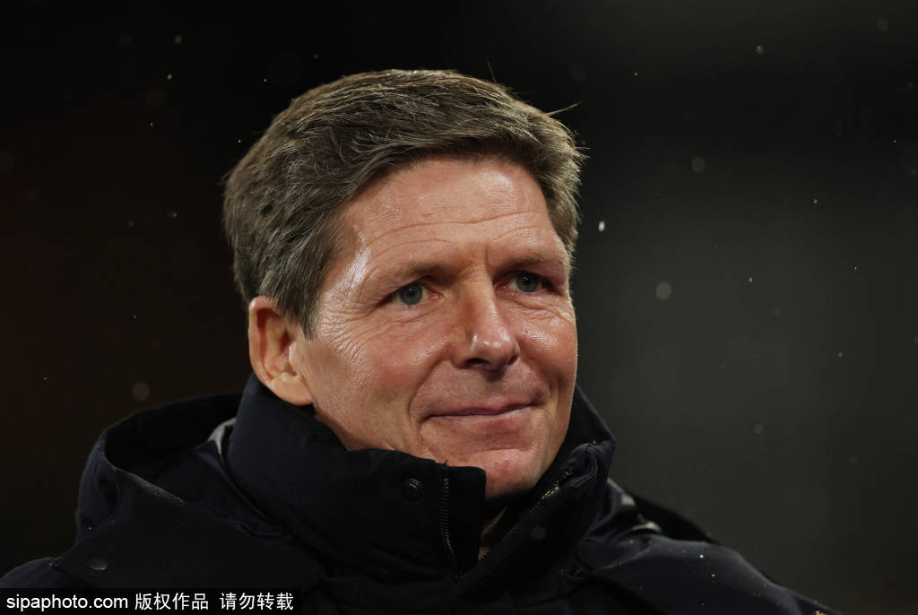 ทิวดอร์: ฉันเชื่อมั่นว่าท็อตแนมสามารถออกจากรางได้และใบแดงจะเปลี่ยนสถานการณ์ของเกม!_ player_tactics_fans