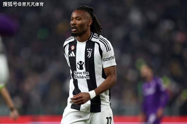 เทรนด์พรีเมียร์ลีกวันเดียว : แมนเชสเตอร์ ยูไนเต็ด ขายได้ 80 ล้าน สำหรับผู้ที่ยอมแพ้ เชลซีต้องการขุดบาร์เซโลน่าและละทิ้ง Front_eur_player_women