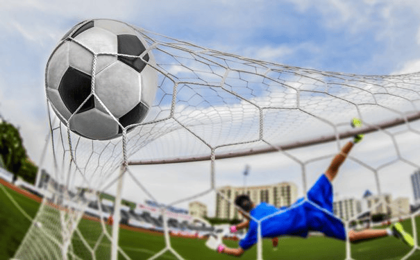 วันจันทร์ที่ 004 โอกาสของเซเรียอา: ลาซิโอกับซาสซูโอโล่บลูอีเกิลมีส่วนร่วมอย่างมากในการต่อสู้ระดับต่ำที่บ้าน กรีนบาร์เซโลนาชนะสตรีคในเกม_state_rome