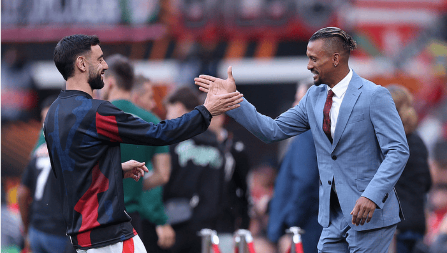 คู่หูที่ดีของ C Luo ในอดีต Nani วัย 39 ปีกลับมาและให้ความช่วยเหลือในรายการแรก! ยังเล่นบอลโลกได้ไหม _ โปรตุเกส_มาร์ติเนซ_เพลย์เยอร์