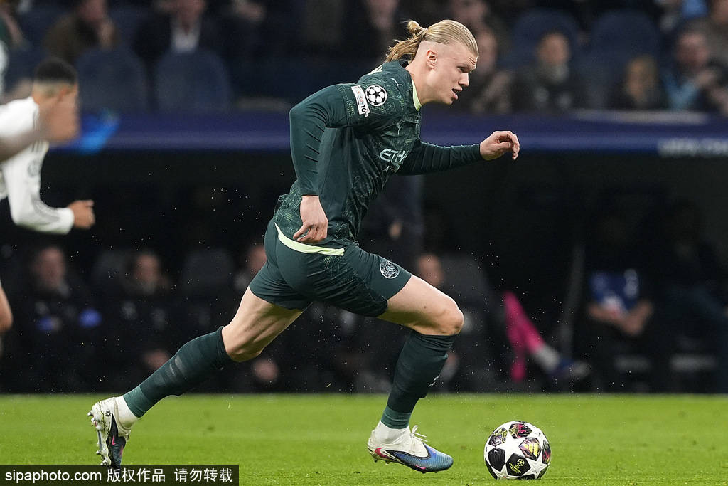 พรีเมียร์ลีก ล่ม! 6 ทีมเล่น 2 เสมอและแพ้ 4 อย่างไม่มีชัยชนะ, ท็อตแนม แมนเชสเตอร์ ซิตี้ บลูส์ แพ้ 3 _ รอบชิงชนะเลิศ _ แชมเปี้ยนส์ลีก _ แชมเปี้ยนส์ลีก