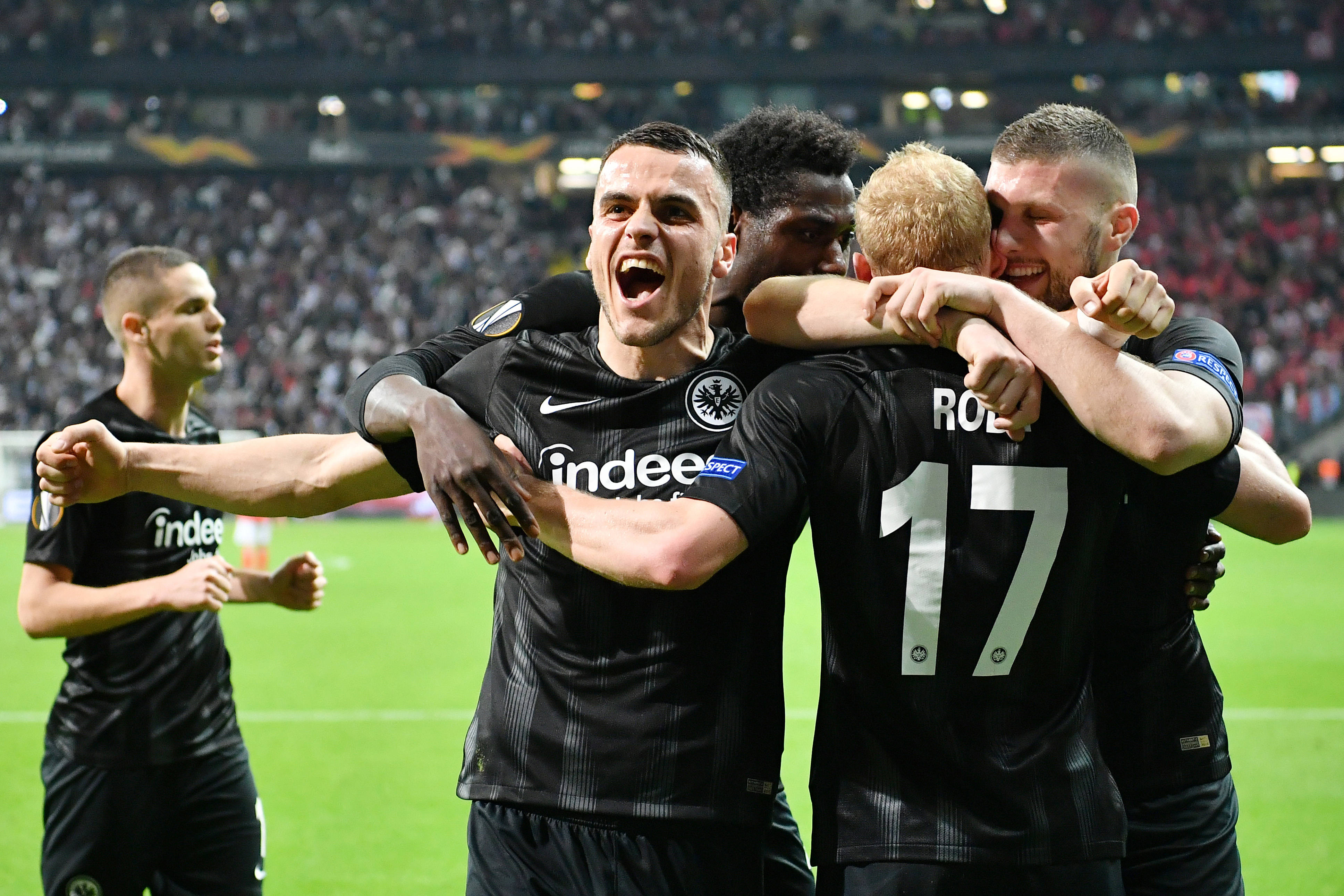 วันเสาร์ที่ 015 บุนเดสลีกา: คะแนนการทำนาย แฟรงก์เฟิร์ต vs เฮย์เดนไฮม์_home_battle_attack