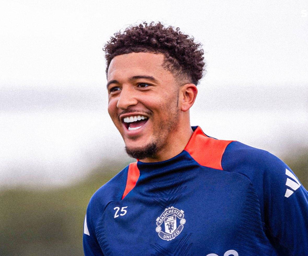 เปิดเผยว่าดอร์ทมุนด์จะปลอดวีซ่าและ 85 ล้านยูโรเข้าร่วมกับแมนเชสเตอร์ยูไนเต็ดเมื่อห้าปีก่อนแฟน ๆ: POGBA_PLAYER_EURO_SALARY CUT อีก 1 ตัว