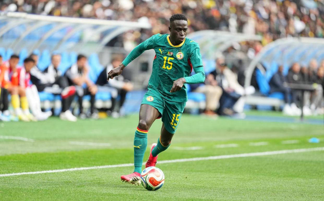 เซเนกัล เอาชนะ เซเนกัล พาวเวอร์ 2-0 ไป 24 ปี แจ็กสัน สตาร์ บาเยิร์น ยิงประตูสำคัญ ช่วย วิคตอรี่_เปรู_บาเยิร์น มิวนิค