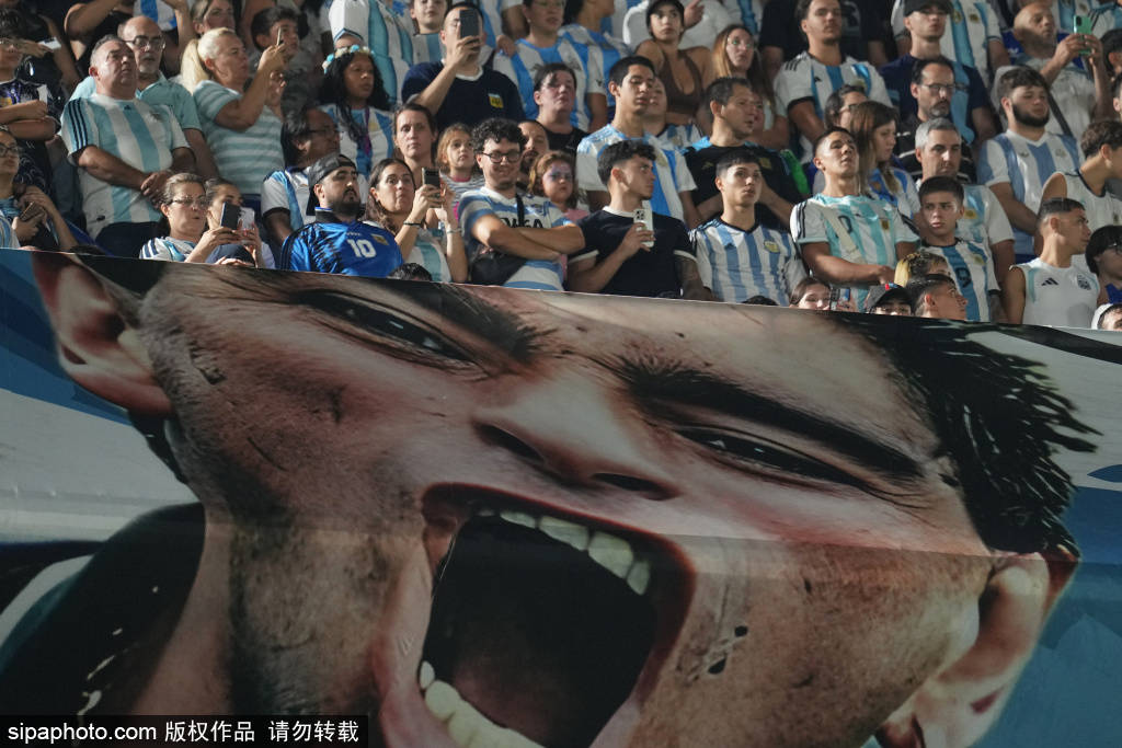 สกาโลนี เสน่หา : ศึกของเมสซี่ อีกครั้งในฟุตบอลโลก คือ ความรุ่งโรจน์สูงสุดของอาร์เจนตินา! _ league_player_leo