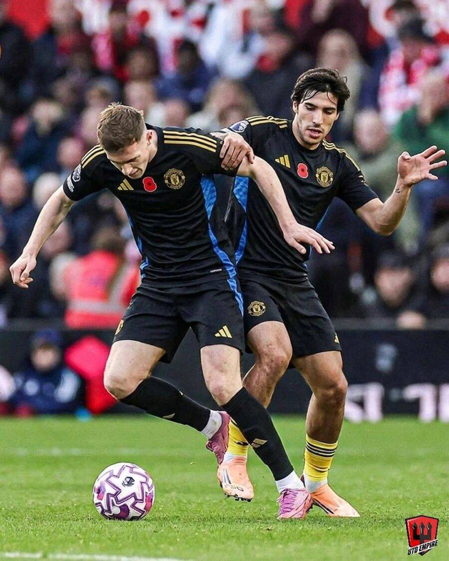 แมนฯ ยูไนเต็ด เซ็นสัญญากับ โดนาลี ทำกำไรได้ดี เผยว่าไม่ใช่ตัวเลือกแรกของเรอัล มาดริด! หรือแลก UGAT ลดค่าโอน_UEFA Champions League_arsenal_rome