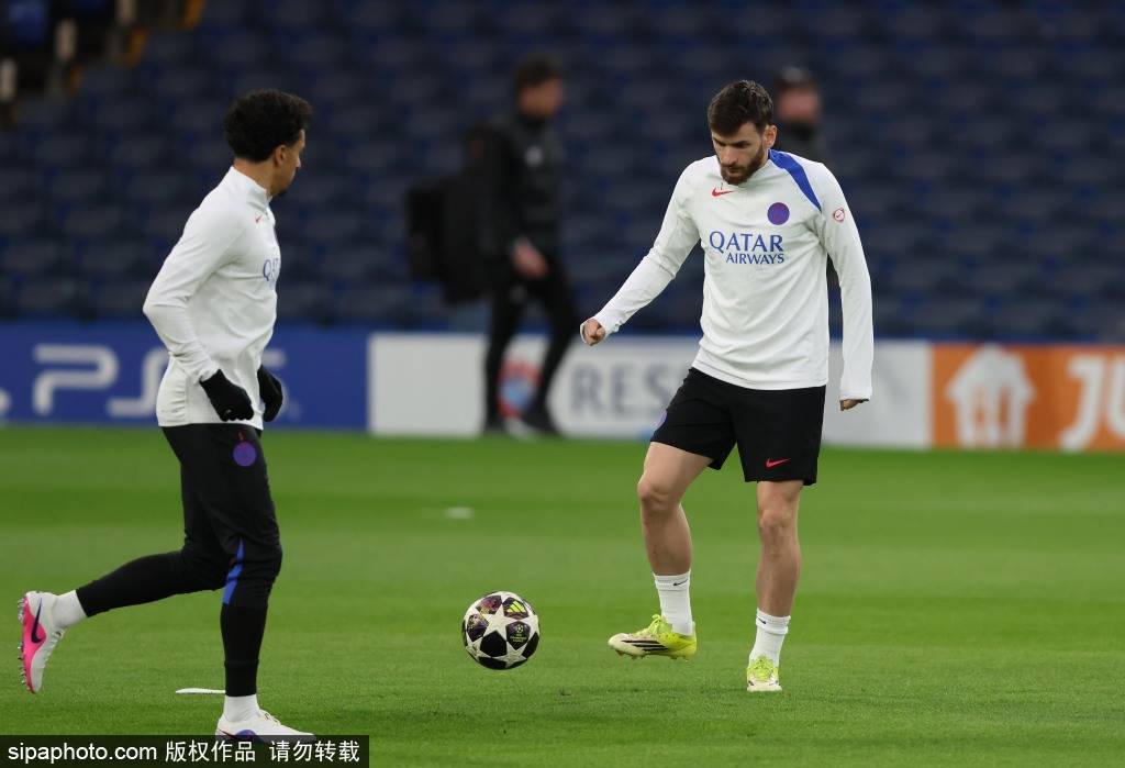 แชมเปี้ยนส์ลีก รอบก่อนรองชนะเลิศ: ปารีส แซงต์-แชร์กแมง พบกับลิเวอร์พูล หงส์แดงสู้กลับได้ไหม _ ช่องกลาง_match_alne