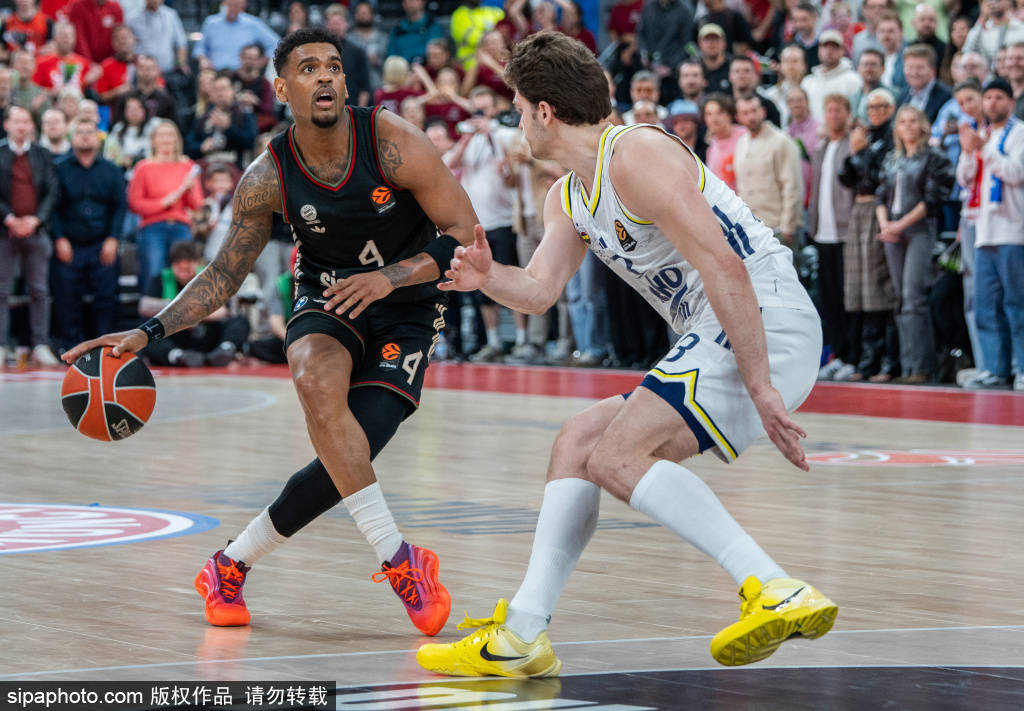 ดิสฉายในฤดูกาลแรกของบาเยิร์น ข้อมูลแซงหน้า Robben Ribery ในช่วงเวลาเดียวกัน_Goal_Uefa Champions League_Real Madrid