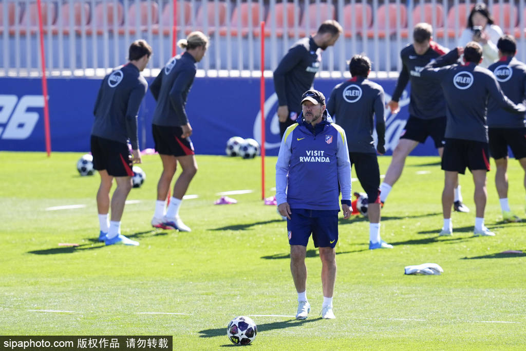 มุมมองปฏิวัติ! กล้องผู้ตัดสินของลาลีกาเปิดตัวอย่างน่าตกใจและรอบชิงชนะเลิศ Copa del Rey และ National Derby Early Experience! _ ที่ Madrid_Ral Madrid_Real Betis