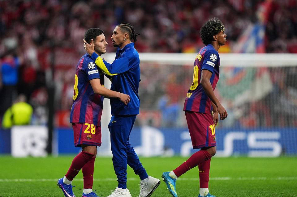 ทำลายการป้องกัน? การแสดงท่าทางซูเปอร์สตาร์ 80 ล้านของบาร์เซโลนา แอตเลติโก มาดริด: กลับบ้านในแชมเปี้ยนส์ลีกครั้งต่อไป! 70,000 คนโห่ร้องอย่างรุนแรง_Lafinia_Competition_Arsenal