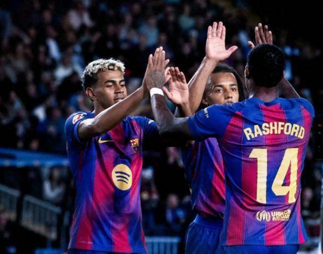 การปรับโครงสร้างกองหน้าของบาร์เซโลนา: มีเพียง 2 คนเท่านั้นที่มีความมั่นคงหรือสี่คนออกจากทีมและกลุ่มซุปเปอร์สตาร์ 100 ล้านได้รับการแนะนำให้รู้จักกับตรีศูลแฟนตาซี