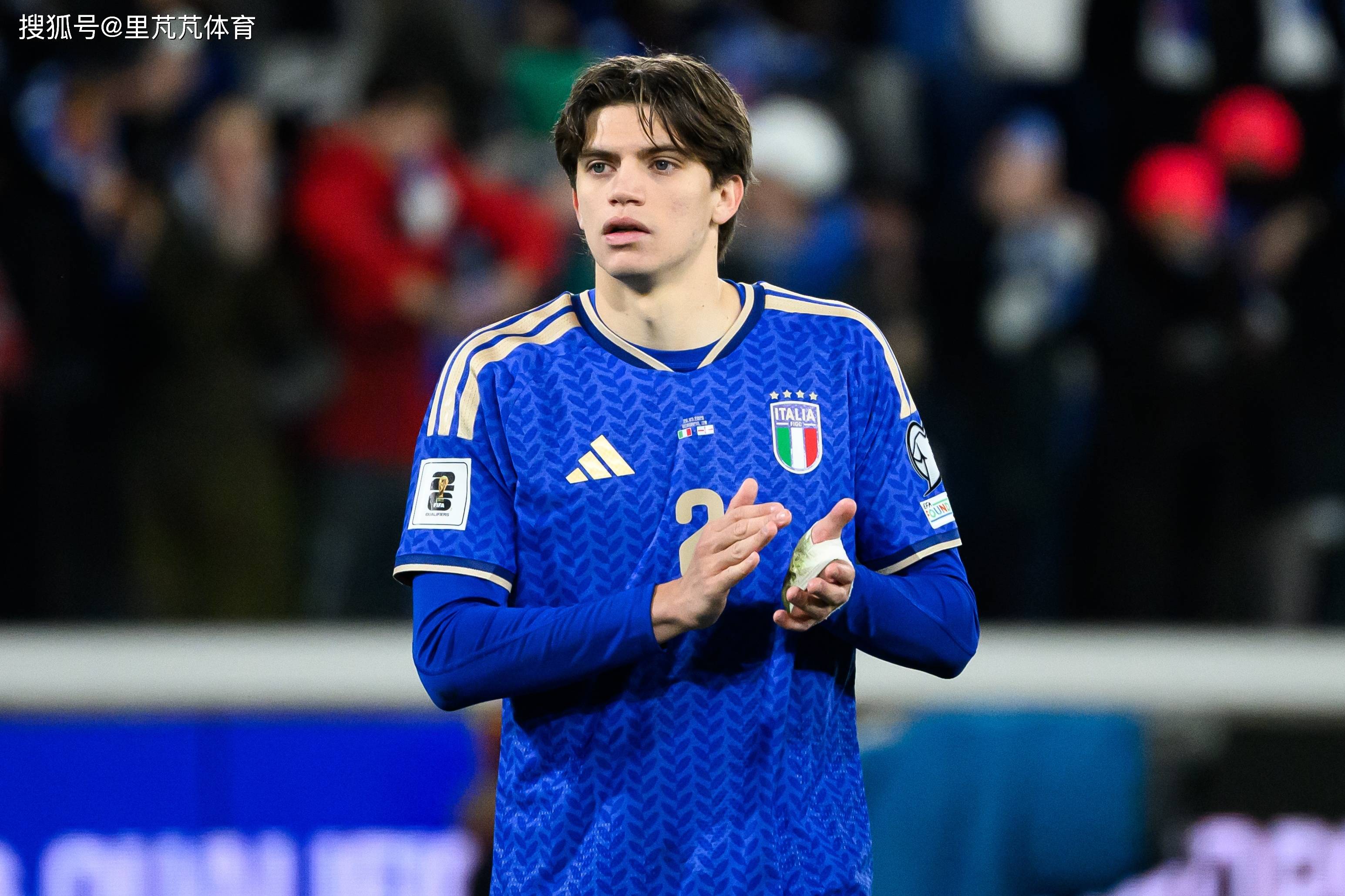 เปิดซูเปอร์มาร์เก็ตในกัลโช่: อาร์เซนอล แมนเชสเตอร์ ซิตี้ เสนอราคาสำหรับผู้มาใหม่ ยักษ์ใหญ่ในพรีเมียร์ลีกถูกลอบล่าสัตว์อย่างเต็มที่ apennin_uefa แชมเปี้ยนส์ลีก_inter มิลาน