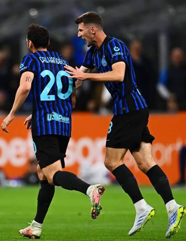 เป้าหมายการพลิกกลับของอินเตอร์มิลานมีเป้าหมายที่ 4.4 ล้านโบนัสราชาแห่งลูกบอลได้ทำลูกบอล 19 ลูกเพื่อตอบแทนความคับข้องใจและ Qiwo เปิดใช้งาน GOAL_MALOTTA_EURO_CHAPTER ที่สอง