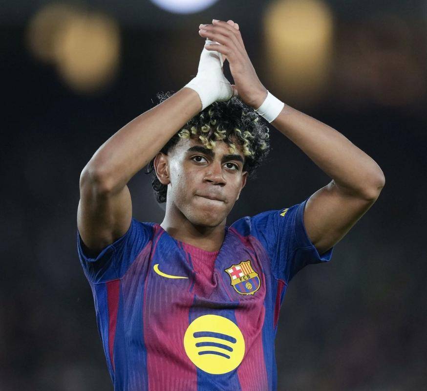 ยามาล ทำแต้ม+เกษียณ และทำปาฏิหาริย์ 3 นัดในศึกแรก บาร์เซโลน่า 1-0 เซลต้า 17 นัดติดต่อกัน และทิ้งเรอัล มาดริด_โฮงคาเซีย_บาร์เซโลน่า_ยูฟ่า แชมเปี้ยนส์ลีก