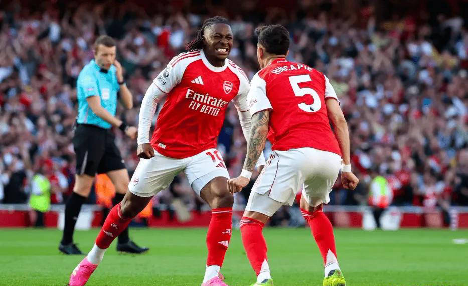 กลับไปด้านบนสุดของรายการ! โอกาสของอาร์เซนอลที่จะคว้าแชมป์ได้พุ่งขึ้นถึง 724% แมนเชสเตอร์ ซิตี้ กำลังเผชิญกับสถานการณ์ที่ยากลำบากหรือแพ้อีกสองเกมและแพ้แชมป์ _Source_Source_match