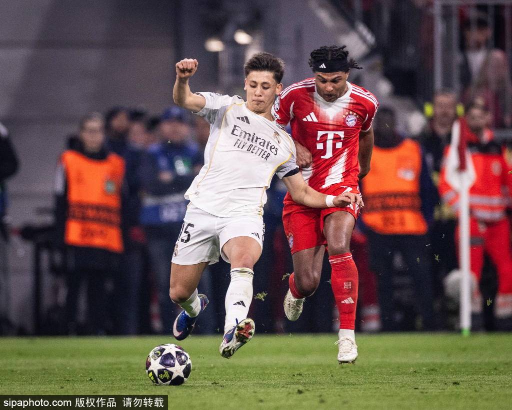 เกมยูฟ่าแชมเปี้ยนส์ลีกหญิงรอบรองชนะเลิศ: ฟุตบอลหญิงบาร์เซโลนาเยือนบาเยิร์นมิวนิคหญิงการแข่งขันสูงสุดใกล้เข้ามาแล้ว!_Barcele