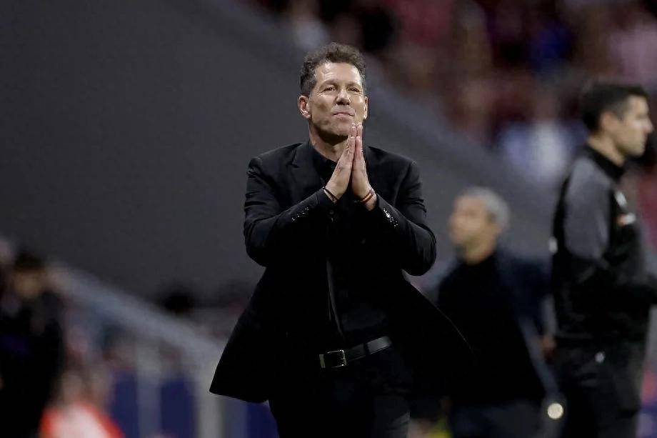 สี่อันดับแรกไม่พอหรือ? นักข่าวที่วิจารณ์เงินเดือนสูงของซิเมโอเน่ ผมกลัวว่า เขาจะลืมไปว่าแอตเลติโก มาดริด เป็นอย่างไรในวันนั้น_Chapter _ ลาลีกา_แชมเปี้ยนส์ลีก