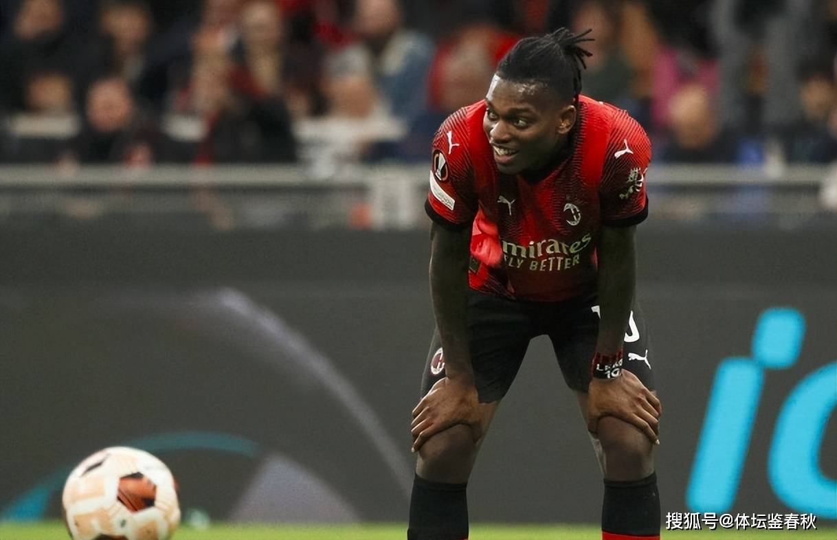 มิลาน เฟิงบา ถูกโห่ที่บ้าน! ขายโดยสโมสร พรีเมียร์ลีก ปล้น แมนเชสเตอร์ ยูไนเต็ด คาดว่าจะชนะ เซเรีย อา ของ วิน_ราฟาเอล ลีโอ_แชปเตอร์