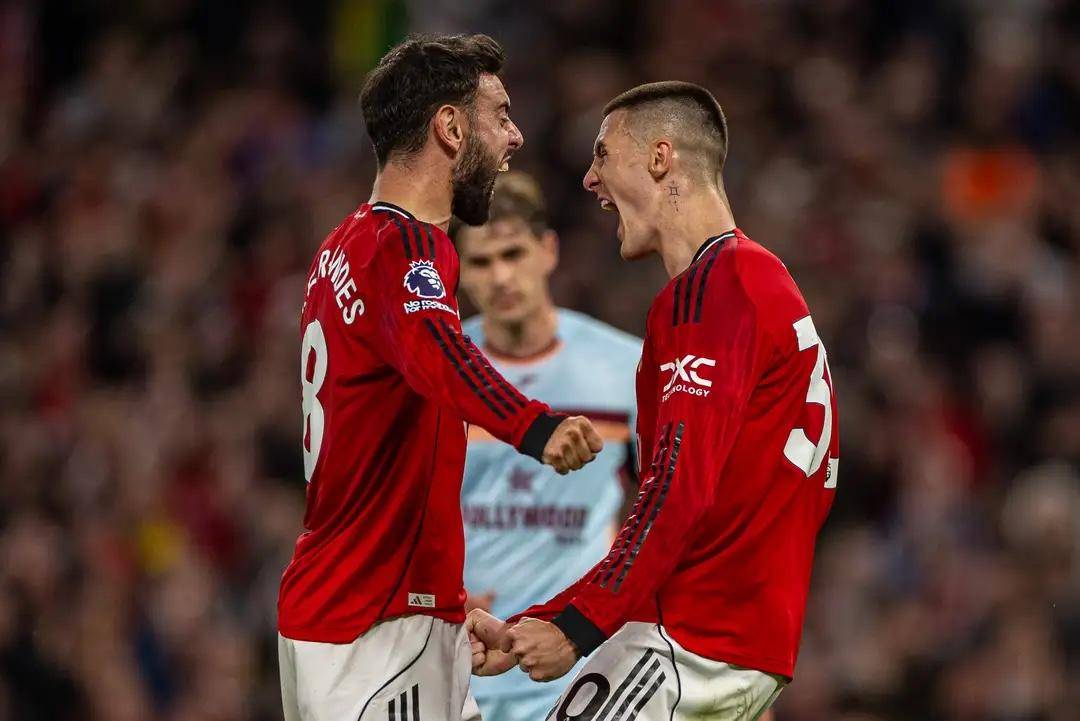 กีฬาระเบิดเที่ยง | แมนเชสเตอร์ยูไนเต็ดโดยทั่วไปล็อคคุณสมบัติแชมเปี้ยนส์ลีก, ทีมบาสเกตบอลชายของ CBA Shandong เล่น Liaoning Time_NBA นี้