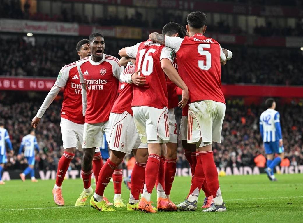 พรีเมียร์ลีกเป็นคืนที่น่าเศร้าและมีความสุข! อาร์เซนอล 2-0 ชนะ 3-0 และ 6 แต้ม เวสต์แฮม 0-3 ตกชั้น กังวล _ ซันเดอร์ฟอร์ด _ เบรนท์ฟอร์ด _ ฤดูกาล