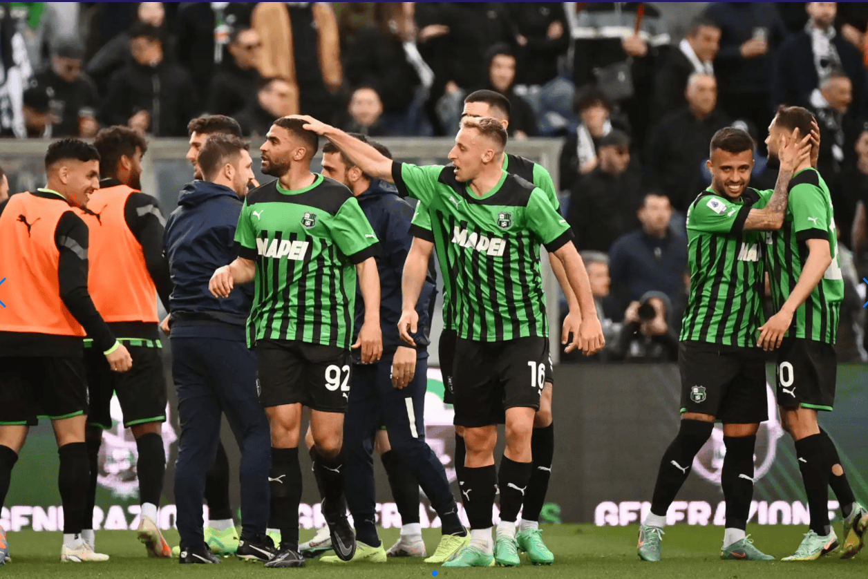 ฟุตบอลเป็นคืนที่ไม่เป็นที่นิยม! มิลาน 0-2 เสียดาย ดอร์ทมุนด์ 0-1 โรลโอเวอร์ ยูเวนตุส 1-1 อันดับ 4_MSSASOLO_UEFA แชมเปี้ยนส์ลีก