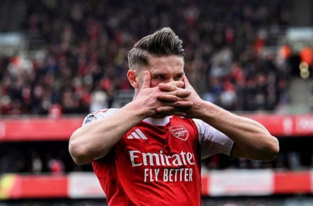 บ้าไปแล้ว เบื้องหลังการพนัน 250 ล้านของ Arsenal ซุปเปอร์สตาร์ทั้งสามคนนี้สามารถยุติการขาดแคลนแชมป์ 20 ปีได้หรือไม่? klenke_baireu_alvarez